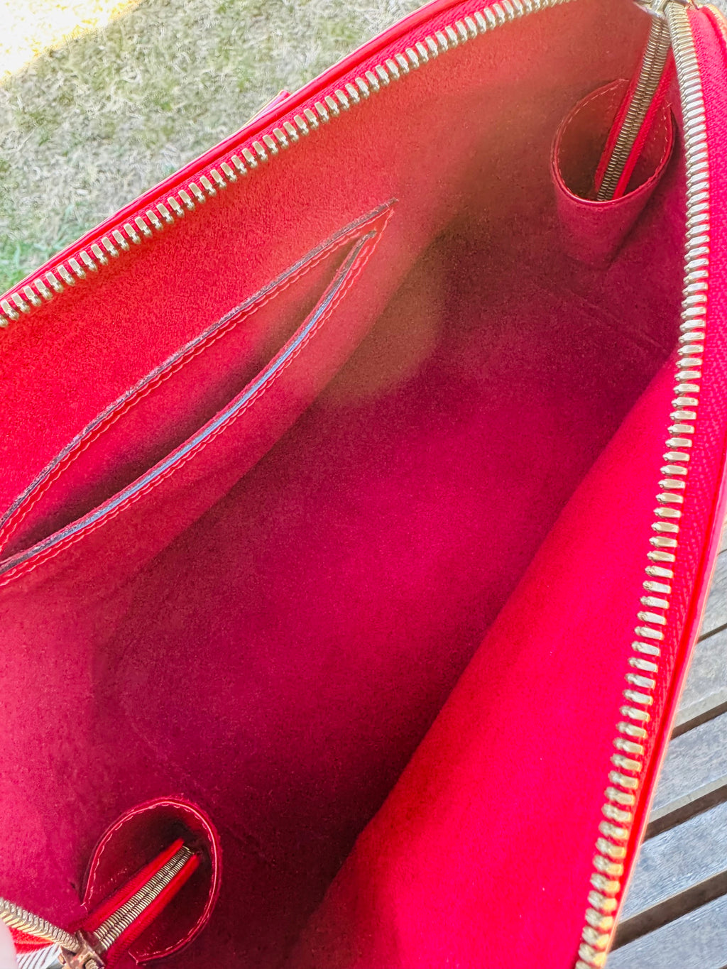 BOLSO LOUIS VUITTON ALMA PM ROJO