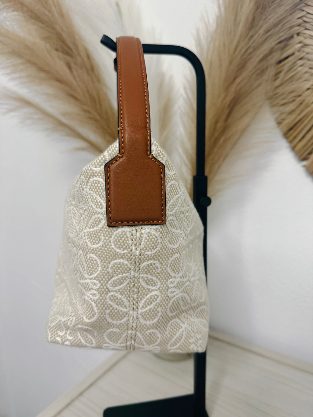 LOEWE CUBI — Jacquard Anagrama