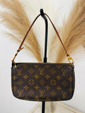 LOUIS VUITTON POCHETTE MONOGRAM