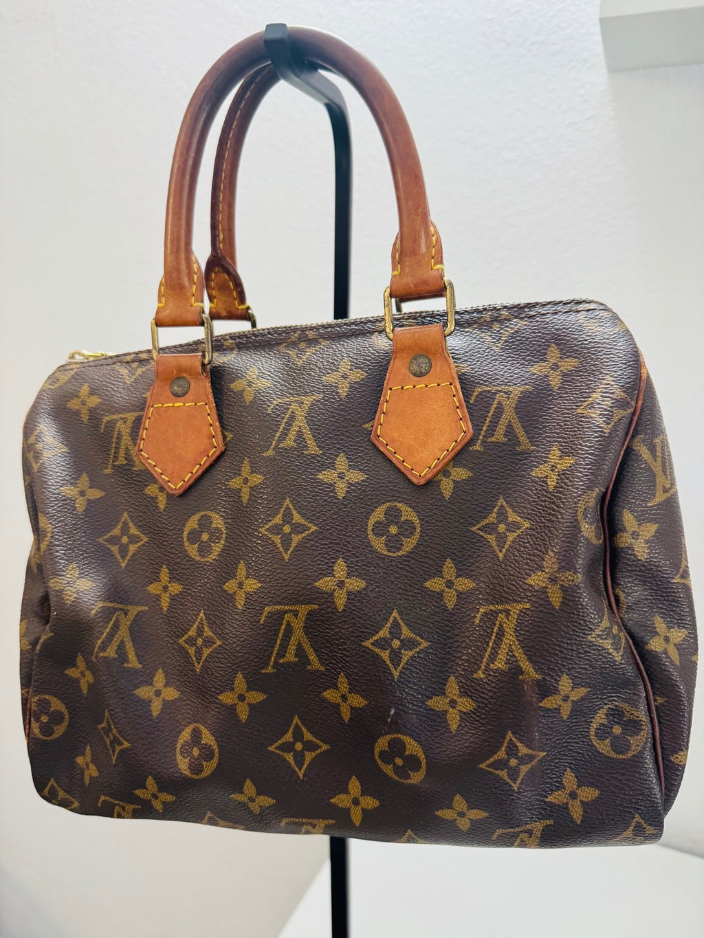 LOUIS VUITTON SPEEDY 25