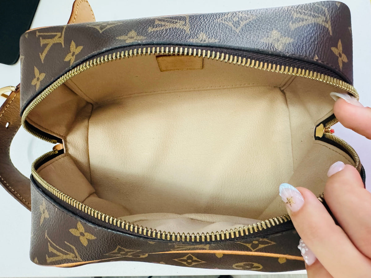 NECESER COSMETIC POUCH PM LOUIS VUITTON MONOGRAM