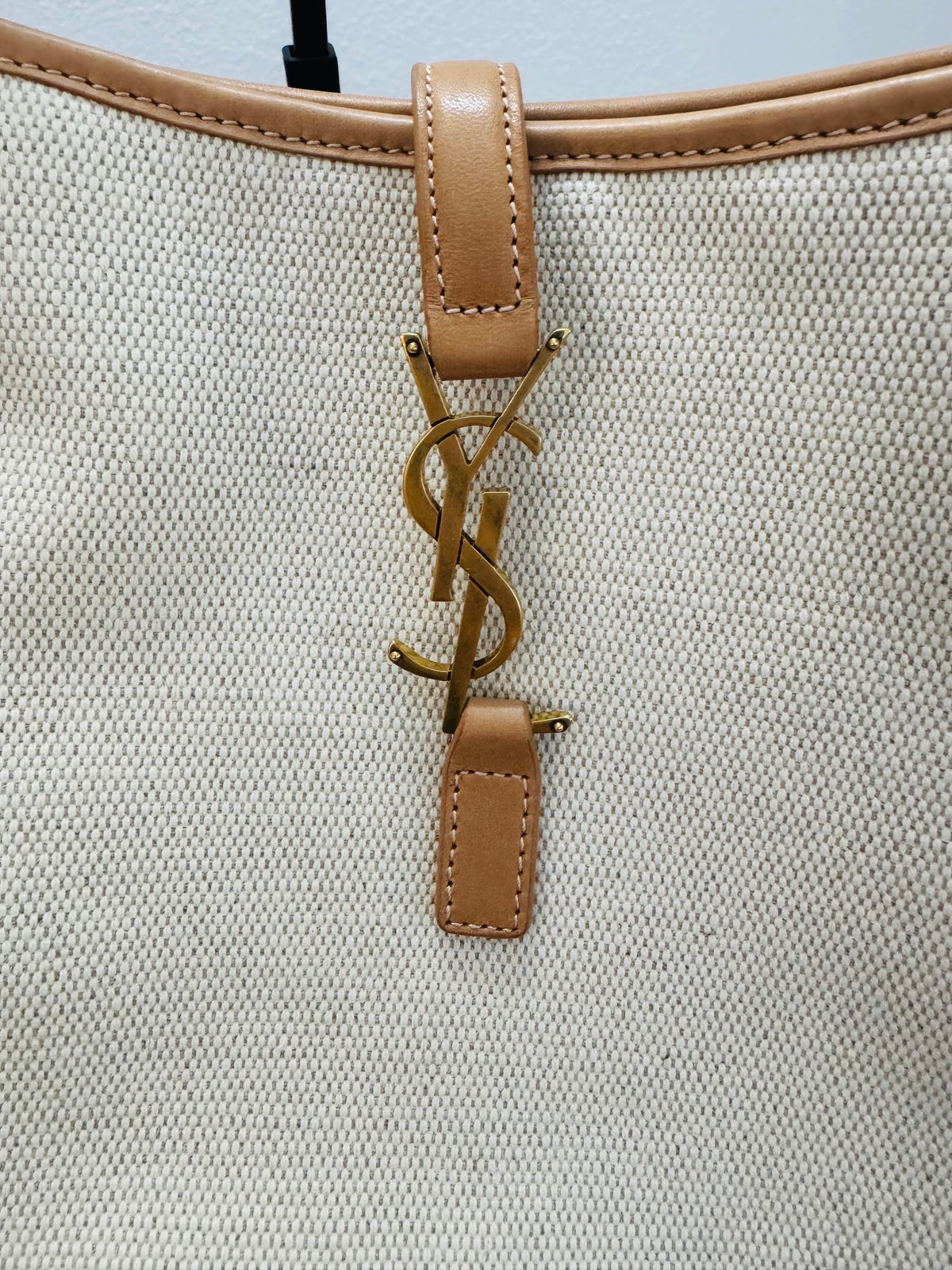SAINT LAURENT Le 5 à 7